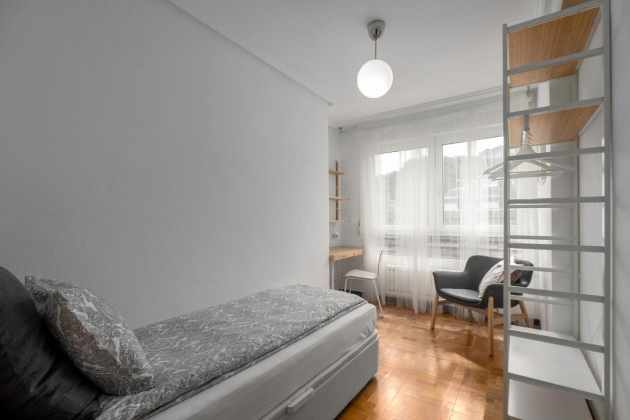 Apartamento Muy Comodo Con Parking San Sebastián Exteriör bild
