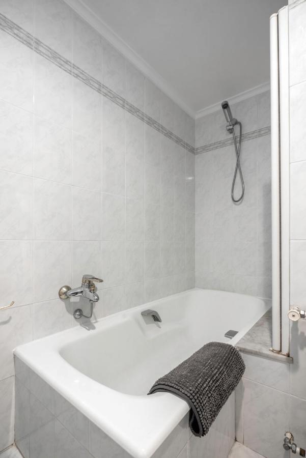 Apartamento Muy Comodo Con Parking San Sebastián Exteriör bild